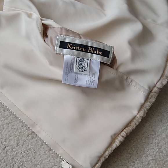 KRISTEN BLAKE Cream Color Reversible Faux Fur Vest - Picture 6 of 11